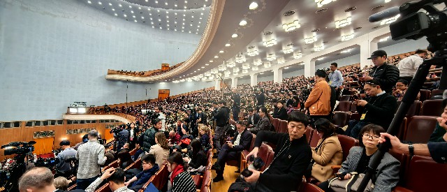 两会：锚定民生发展目标 构建全生命周期服务体系