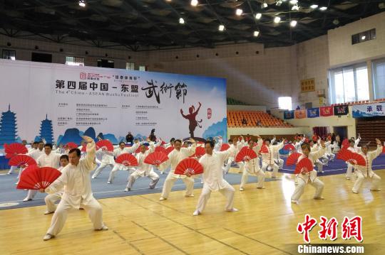 第四届中国―东盟武术节桂林上演“十八般武艺”
