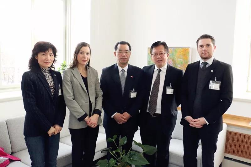 中国驻瑞典大使桂从友会见斯德哥尔摩副省长波琳