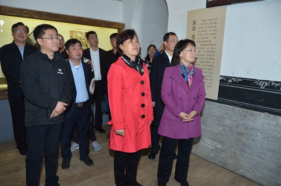 “中国华侨国际文化交流基地”授牌仪式在山西太原市举行